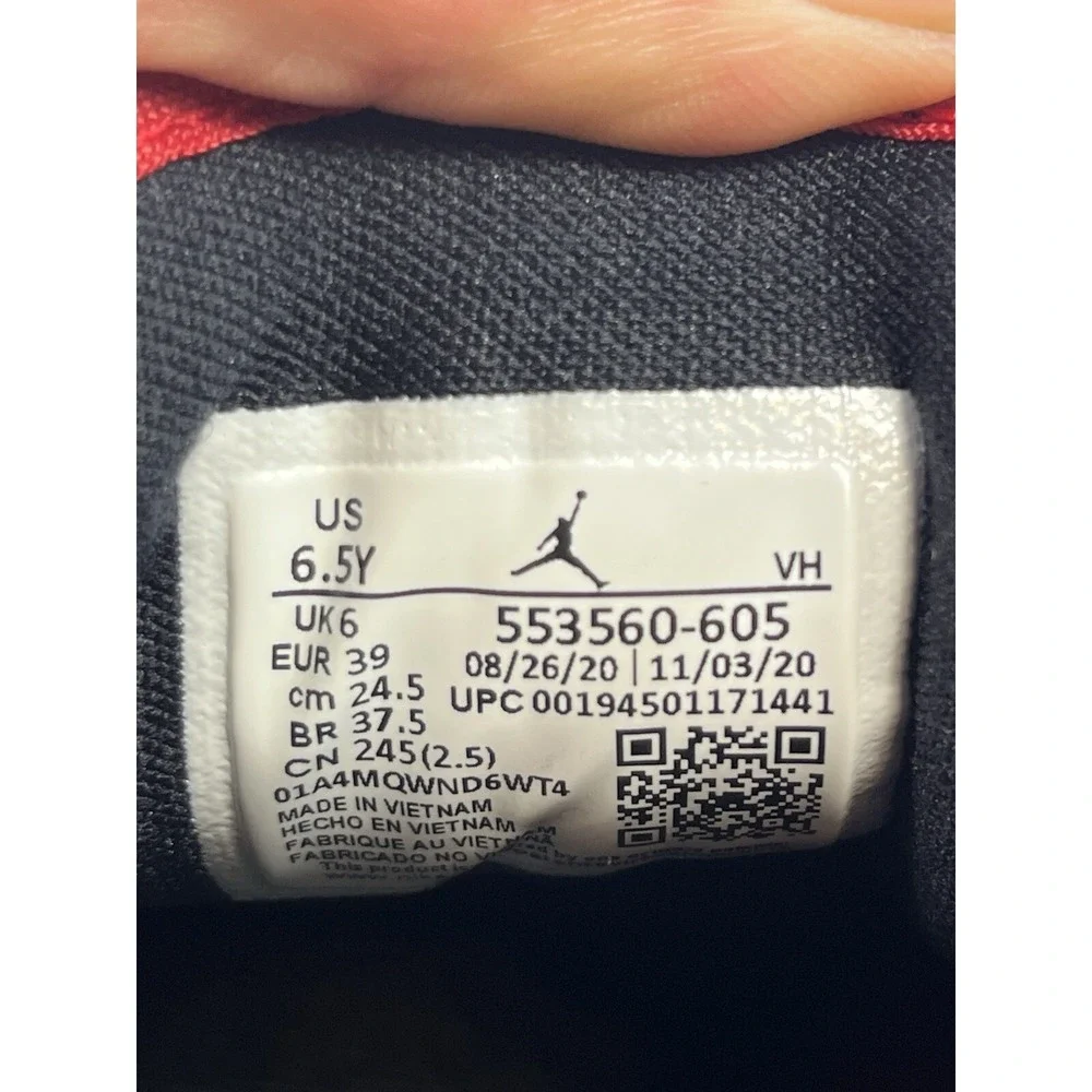 Nike Air Jordan 1 Low Reverse Bred Pebbled Swoosh Size 6.5Y 553560-605